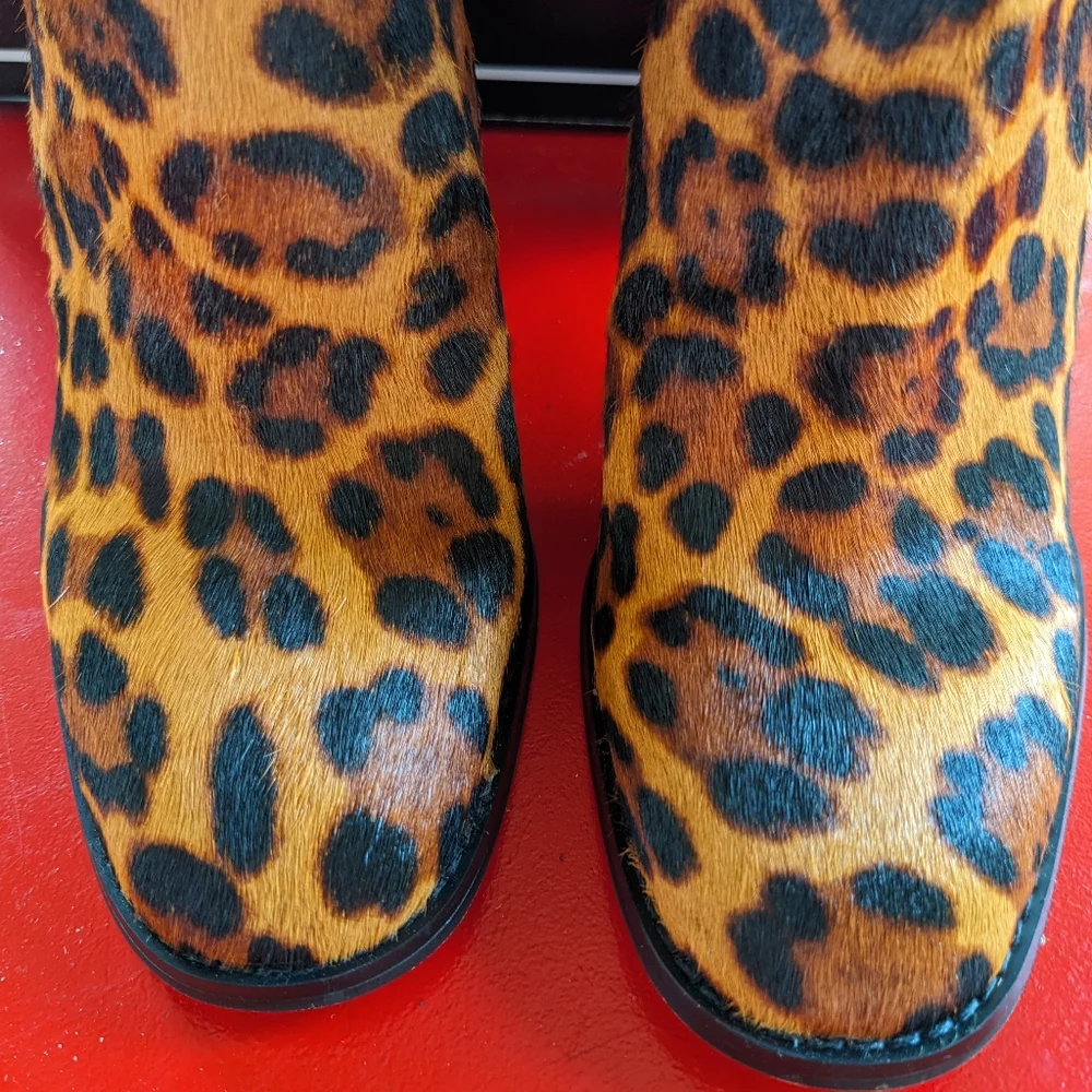 Leopard print Karl Lagerfeld leather bootie, size 8